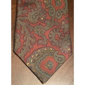 Allen Collins West Hartford, Conn John Comfort London 100% Silk Made In England